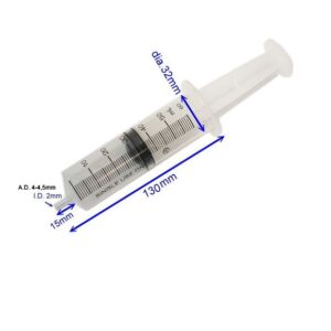 Oil dispensing measuring syringe