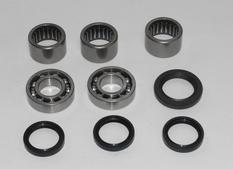 Swing Arm Bearings & Seals fits Honda Xrv750 Africa Twin 93-00 Motorbikes