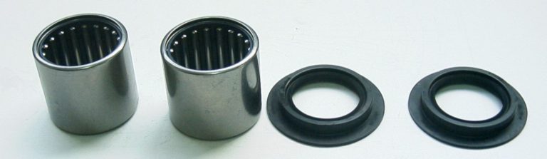 Swing Arm Bearings & Seals fits KawasakiZr550B1, Zx600C1-9, Zx750F1-3 Motorbikes