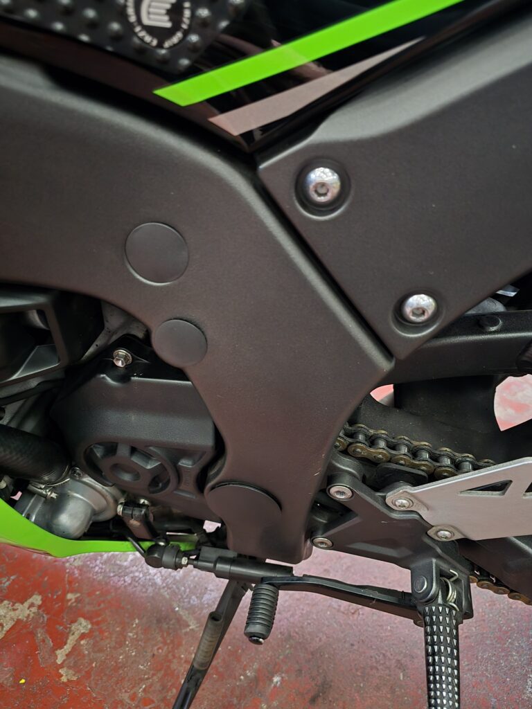 KAWASAKI ZX10R 2016-2020 FRAME HOLE PLUGS